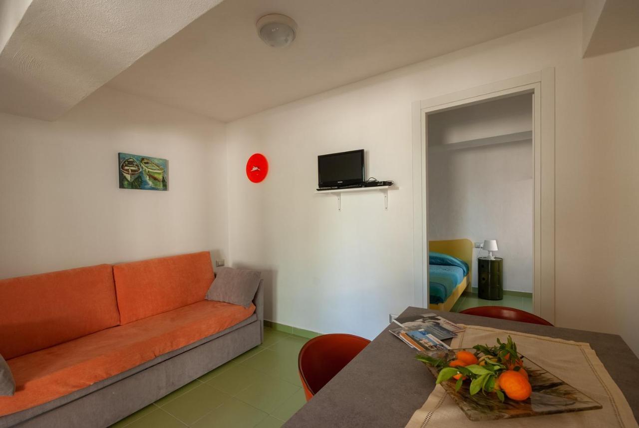 B&B Tor Di Lupo Mattinata Eksteriør billede